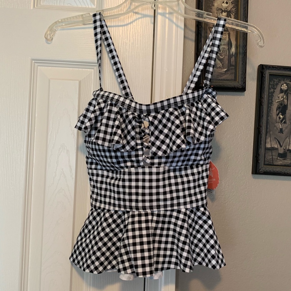 Torrid Swim Top NWT size 00